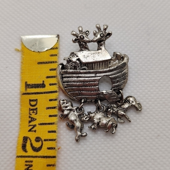 Vintage 80s Noah’s Ark Christian Pewter Signed Broach Jewelry Pin - Picture 4 of 6